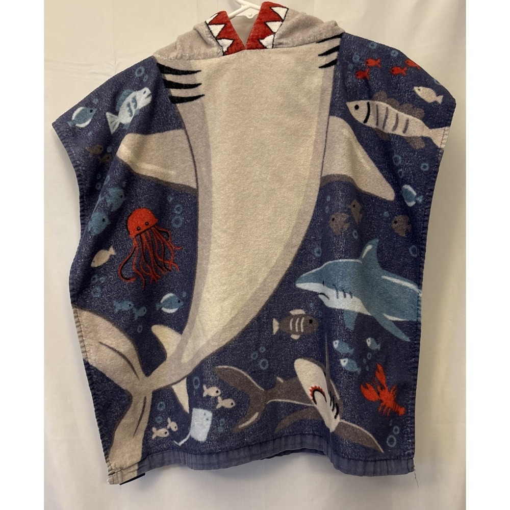 BOAT HOUSE  KIDS Beach Towel  PONCHO Shark  23.5 X‎ 22.5 W/O Hood 100% COTTON